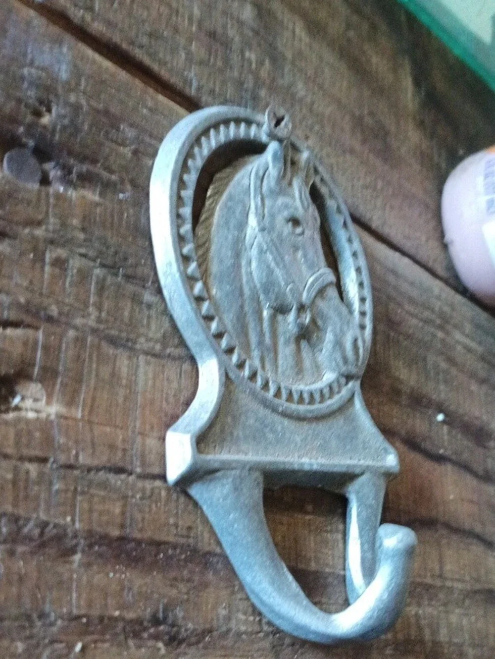 Rustic Horse Head Wall Hook in Silver